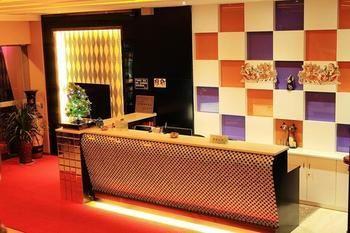Lucky 5 Million Express Hotel Yuxi Kunming Eksteriør bilde
