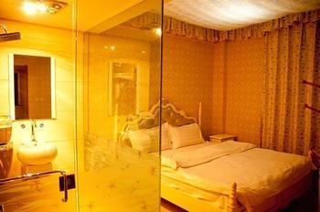 Lucky 5 Million Express Hotel Yuxi Kunming Eksteriør bilde